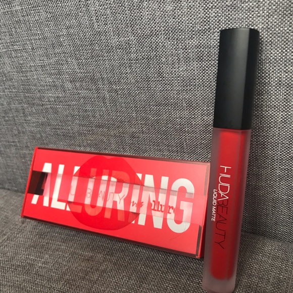 Huda Beauty Liquid Matte Lipstick in Alluring NIB - Picture 5 of 8